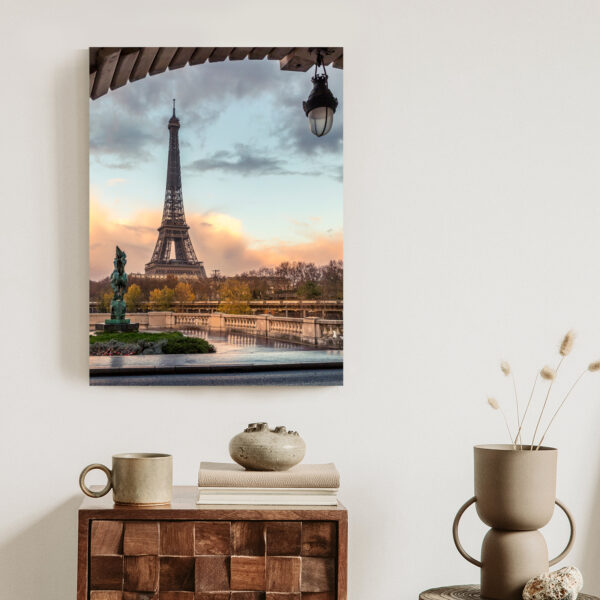 Plakat Widok Na Wieżę Eiffla Z Mostu Bir Hakeim - obrazek 4