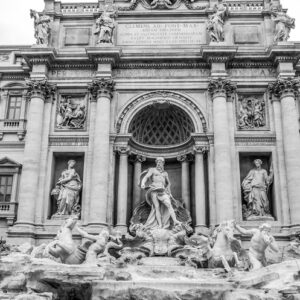 Plakat Fontanna Di Trevi W Rzymie Z Posągami W Czerni I Bieli
