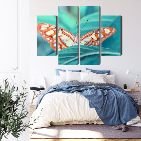 Obraz Wieloczęściowy Motyl Na Liściu W Skali Makro - obrazek 4